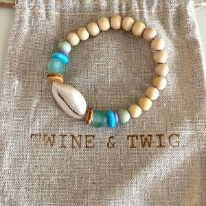 Twine and Twig cowrie bracelet